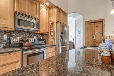Kitchen (1)