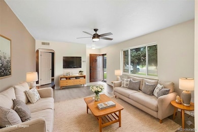 9121 Lilly Ct, Thornton, CO 80229 - photo 2