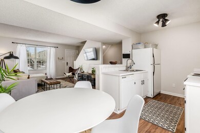 [008] 5113 Singleton Dr, Hillia