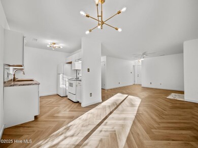 19 S Onsville Place, Jacksonville, NC 28546 - photo 5