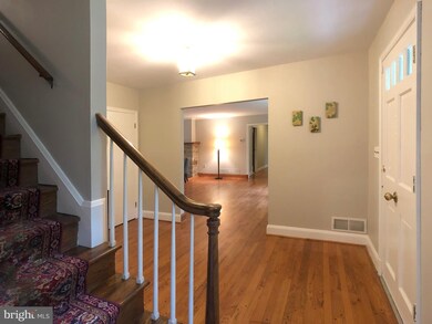 495 W Padonia Rd, Lutherville Timonium, MD 21093 - photo 5