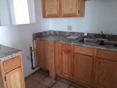 2710 N Raynor St, El Paso, TX 79930 - photo 7