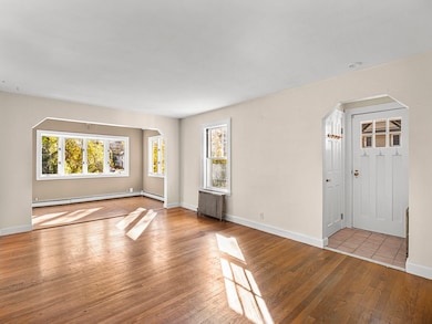 81 Spring St, Wakefield, MA 01880 - photo 7