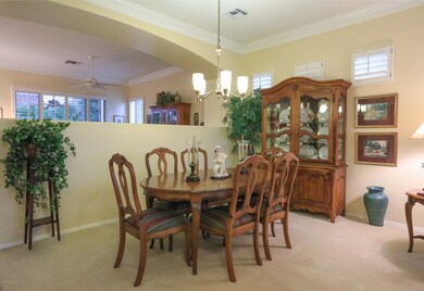 Desert Earth - Dining Area