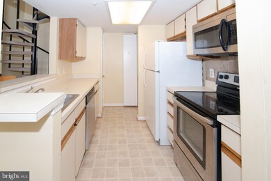 14004 Vista Dr unit 6C, Laurel, MD 20707 - photo 5