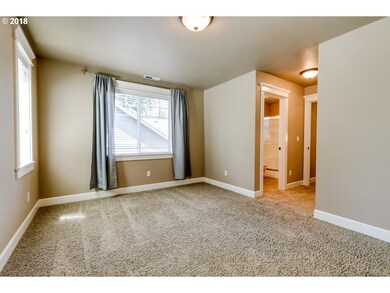 Bedroom, Primary