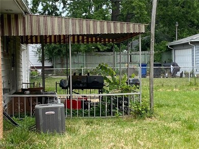 16706 Myrtle Ave, Cleveland, OH 44128 - photo 5