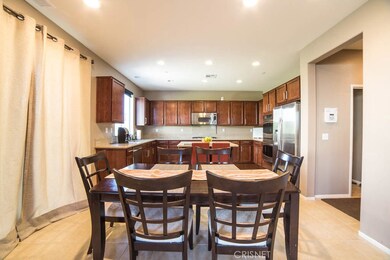 13422 Red Hawk Dr, Sylmar, CA 91342 - photo 7