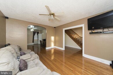 4220 Parkside Dr, Baltimore, MD 21206 - photo 7