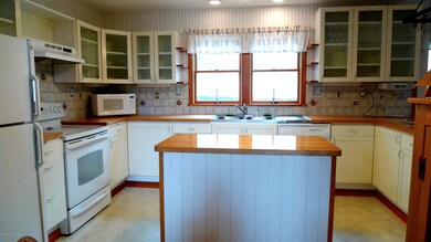 239 Avalanche Ln, Drums, PA 18222 - photo 3