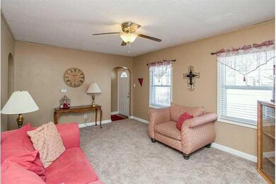 2803 49th St, Des Moines, IA 50310 - photo 4