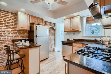 1216 Marshall St, Baltimore, MD 21230 - photo 5