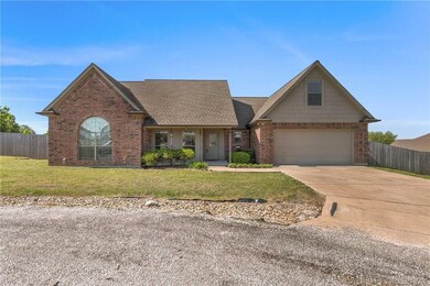 2700 Trek Ct, Granbury, TX 76049 - photo 2