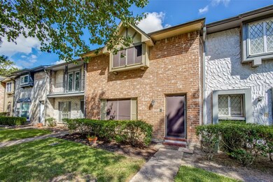 3950 Laura Leigh Dr, Friendswood, TX 77546 - photo 2