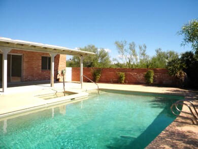 Another view of Pool/spa