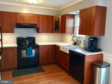 7749 Wolford Way, Lorton, VA 22079 - photo 3