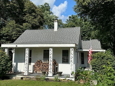 6 Wareham St, Carver, MA 02330 - photo 7