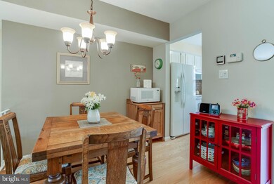 8538 Barrington Ct unit 934, Springfield, VA 22152 - photo 6