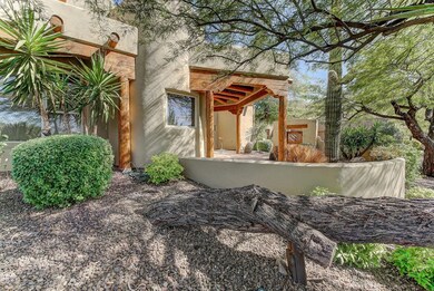 105-FrontPorch_Left