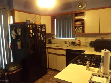 938 Clove Rd unit B, Staten Island, NY 10301 - photo 5