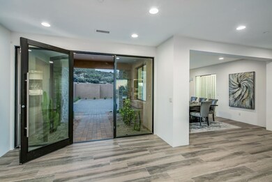 006_Entry ~ Foyer