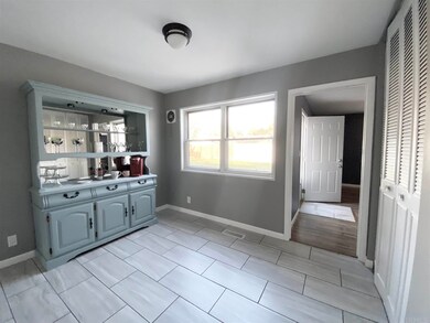 1216 Maplewood Dr, Kokomo, IN 46902 - photo 7