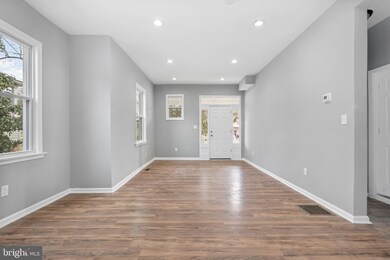 2818 Roselawn Ave, Baltimore, MD 21214 - photo 5