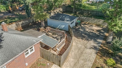 1406 Bridges Dr, High Point, NC 27262 - photo 6