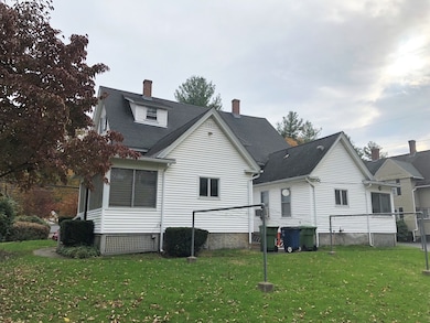 221 Hill St unit 223, Whitinsville, MA 01588 - photo 5