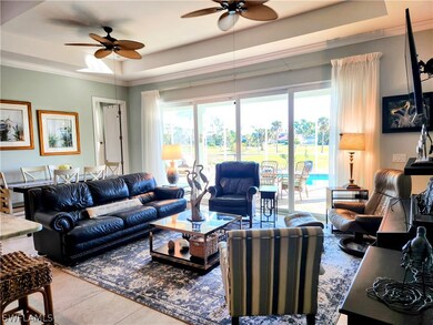 Quadruple slider, tray ceiling & dual ceiling fans