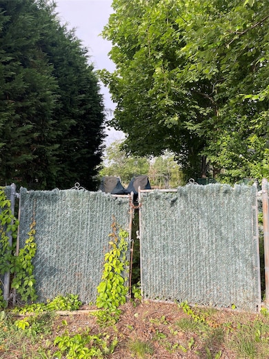 50 Inlet Dr, Lindenhurst, NY 11757 - photo 6