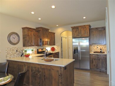 unlisted-address, Bend, OR 97701 - photo 6