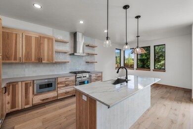 61194 SW Tippytoe Place, Bend, OR 97702 - photo 7