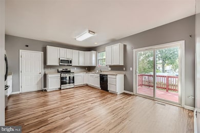 5916 Howard Place, Gwynn Oak, MD 21207 - photo 6