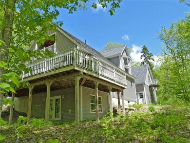 Large deck for entertaining and...