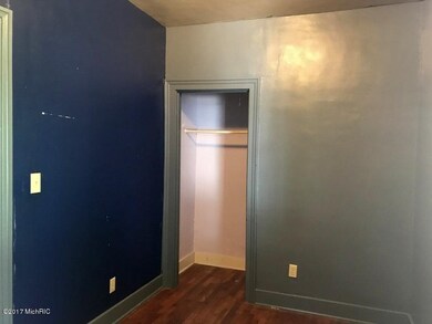 717 E Prospect St, Marshall, MI 49068 - photo 4