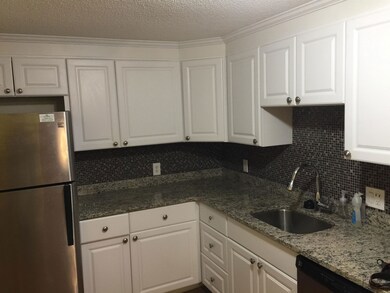 179 Cannongate III, Nashua, NH 03063 - photo 2