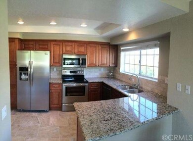 Granite countertops- brand new stainless appliance