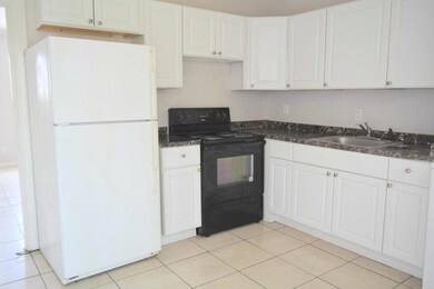 Kitchen Unit 2