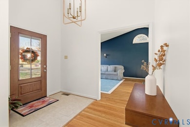 8509 Summit Acres Dr, North Chesterfield, VA 23235 - photo 5