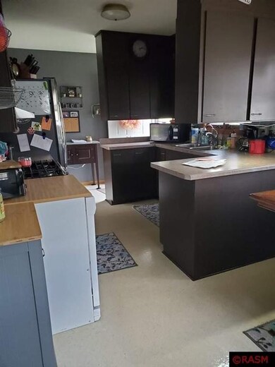 212 N 7th St, Kiester, MN 56051 - photo 5