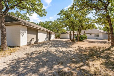 1461 S Fm 113, Millsap, TX 76066 - photo 2