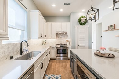 28746 Shoalhaven Ct, Fulshear, TX 77441 - photo 5