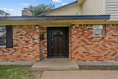 2013 17th Ave N, Texas City, TX 77590 - photo 2