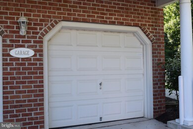 9678 Devedente Dr, Owings Mills, MD 21117 - photo 5