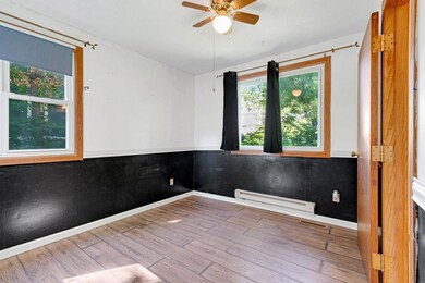 2215 Iowa St, Cedar Falls, IA 50613 - photo 7