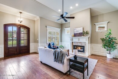 210 La Villa Circle-19