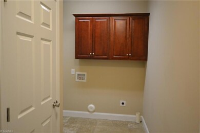 2114 Springwood Ct, Asheboro, NC 27205 - photo 6