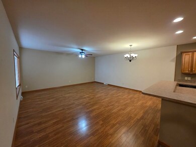 703 Cherokee Path, Lake Mills, WI 53551 - photo 6