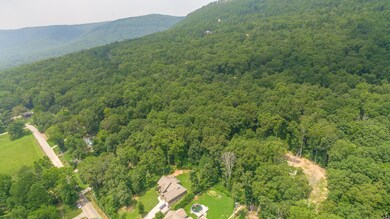 7917 Selcer Road-7
